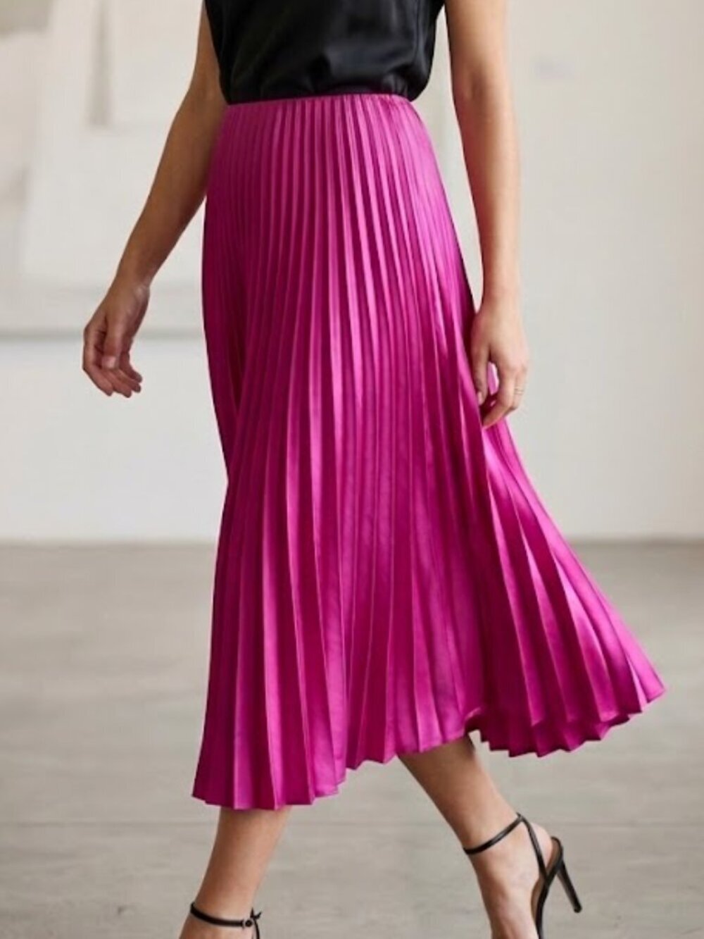 ZARA Pleated Midi Skirt in Fuchsia